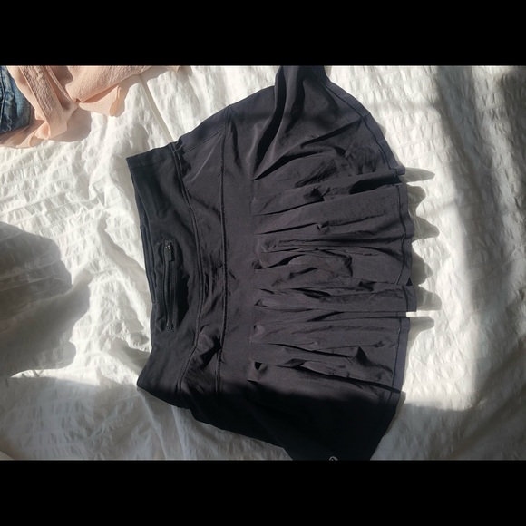 Lululemon pleated tennis skirt - Picture 3 of 4